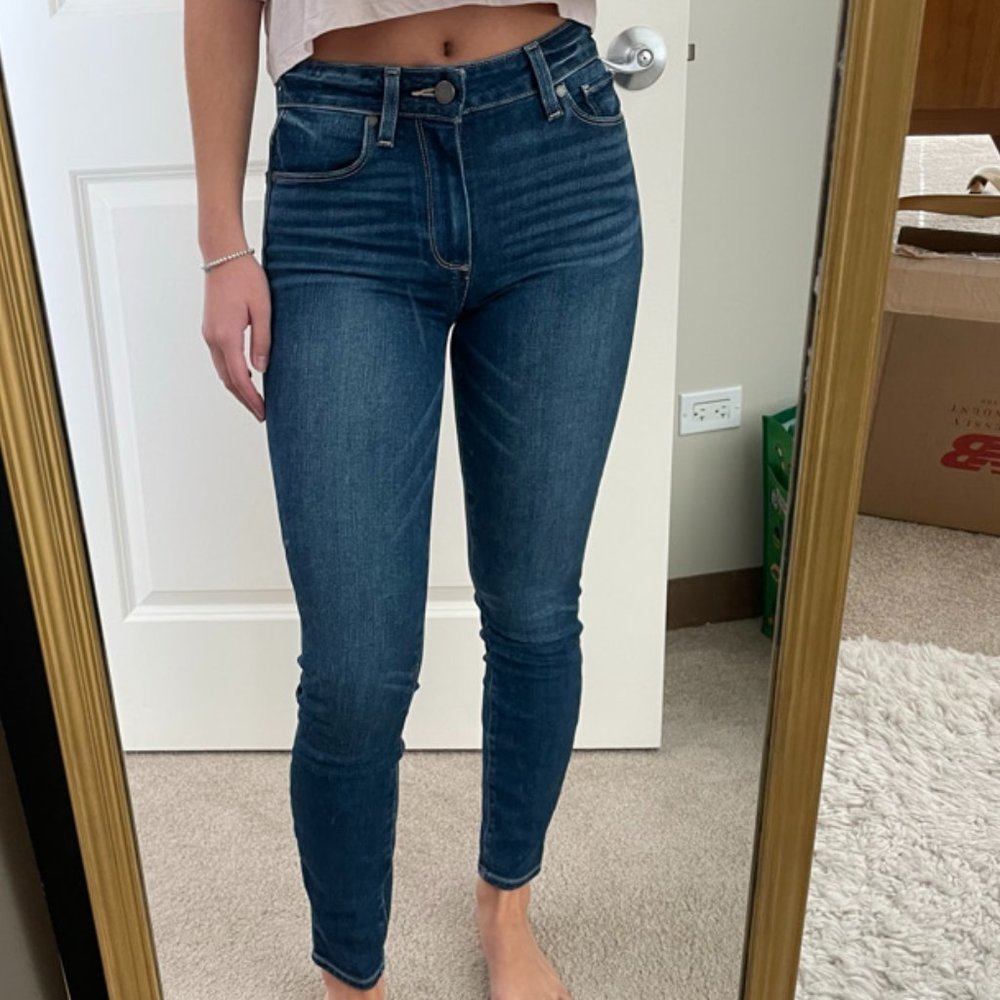 Like New PAIGE Hoxton Ankle Jeans Rosin